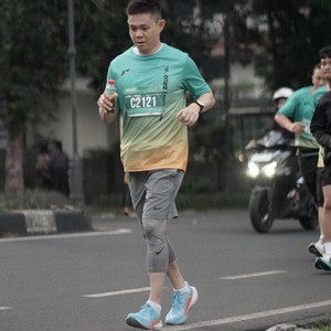 Race photo from BAUR RUN 2025