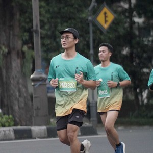 Race photo from BAUR RUN 2025