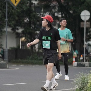 Race photo from BAUR RUN 2025