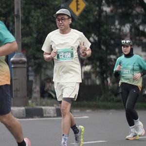 Race photo from BAUR RUN 2025