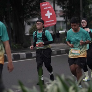 Race photo from BAUR RUN 2025