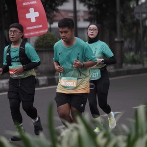 Race photo from BAUR RUN 2025
