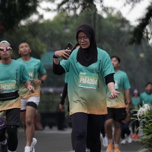 Race photo from BAUR RUN 2025