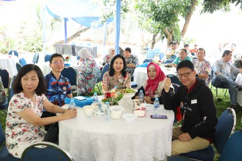 Race photo from Class of 84, 40 Years Togetherness