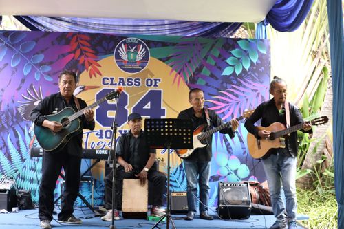 Race photo from Class of 84, 40 Years Togetherness