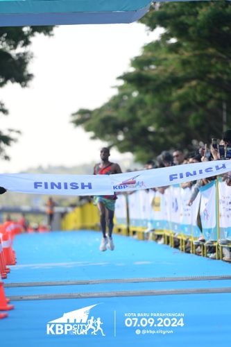 Race photo from KBP City Run 2024