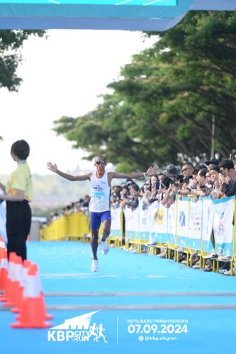 Race photo from KBP City Run 2024