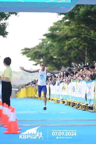 Race photo from KBP City Run 2024
