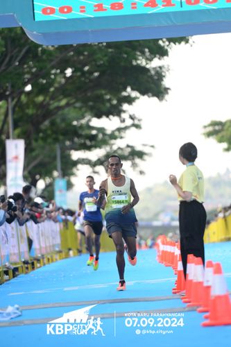 Race photo from KBP City Run 2024
