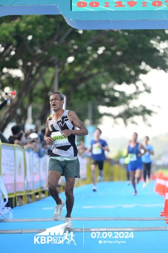 Race photo from KBP City Run 2024