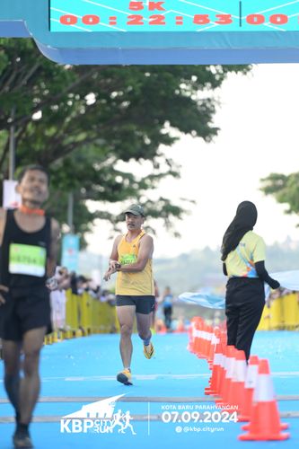 Race photo from KBP City Run 2024