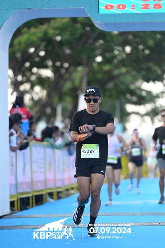 Race photo from KBP City Run 2024
