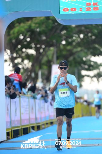 Race photo from KBP City Run 2024