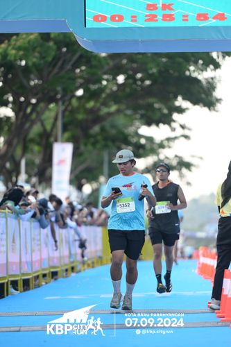 Race photo from KBP City Run 2024