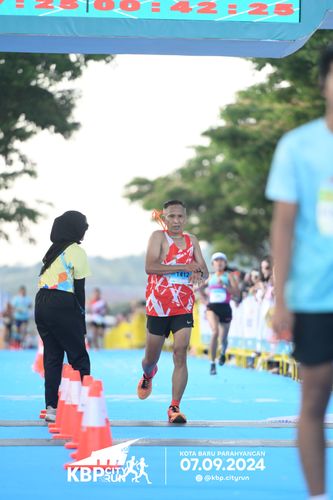 Race photo from KBP City Run 2024