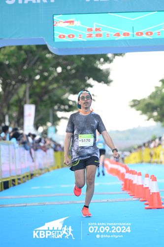 Race photo from KBP City Run 2024