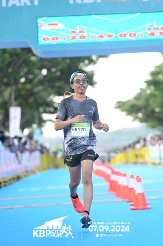 Race photo from KBP City Run 2024