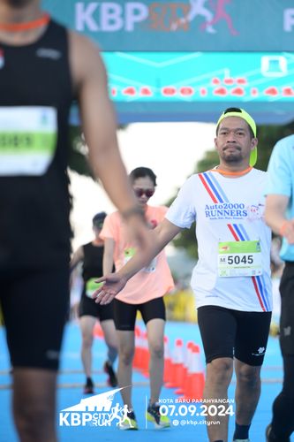 Race photo from KBP City Run 2024