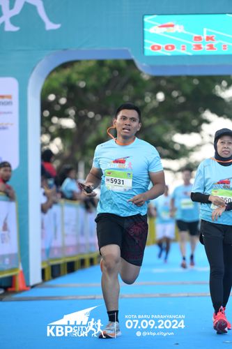 Race photo from KBP City Run 2024
