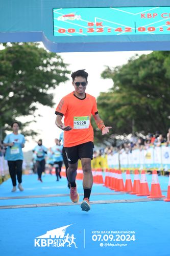 Race photo from KBP City Run 2024