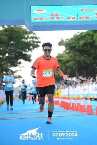 Race photo from KBP City Run 2024