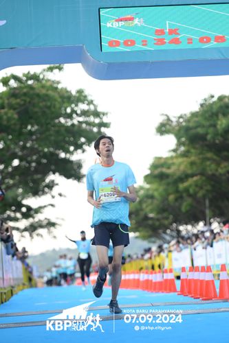 Race photo from KBP City Run 2024