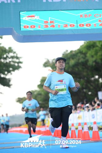 Race photo from KBP City Run 2024