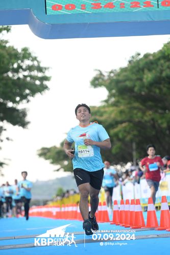 Race photo from KBP City Run 2024