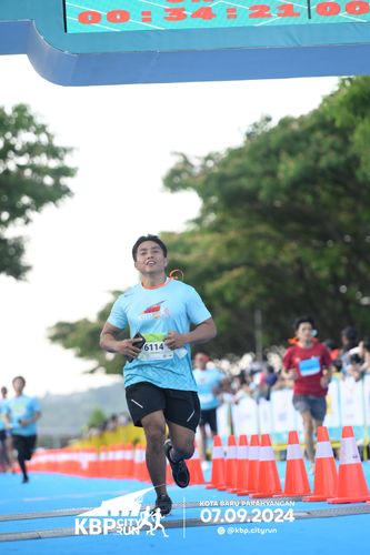 Race photo from KBP City Run 2024