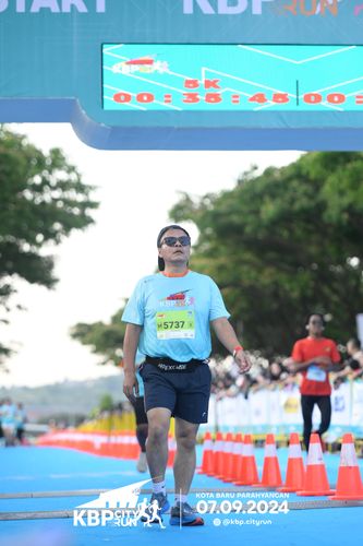 Race photo from KBP City Run 2024