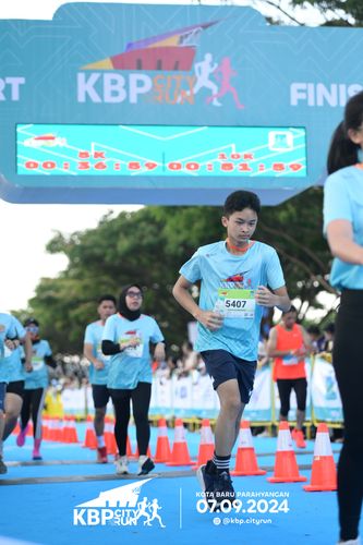 Race photo from KBP City Run 2024