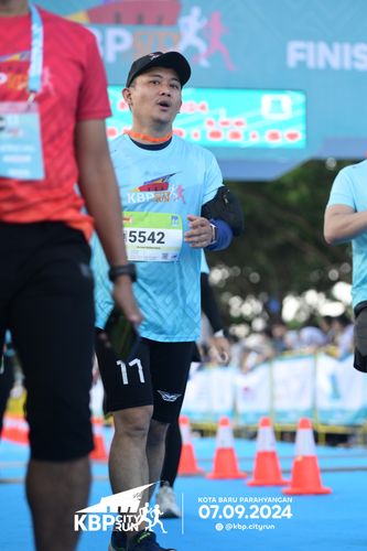 Race photo from KBP City Run 2024