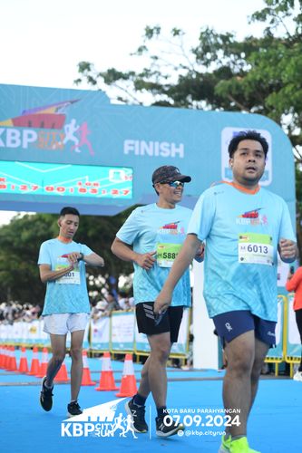 Race photo from KBP City Run 2024
