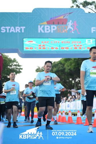 Race photo from KBP City Run 2024