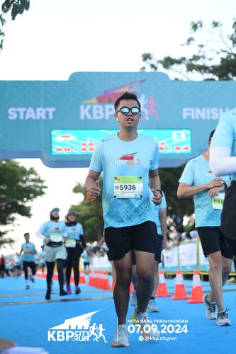 Race photo from KBP City Run 2024