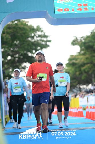 Race photo from KBP City Run 2024