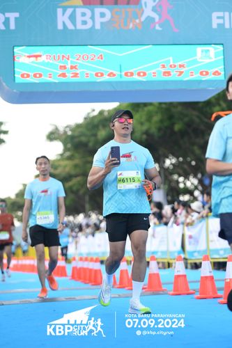 Race photo from KBP City Run 2024