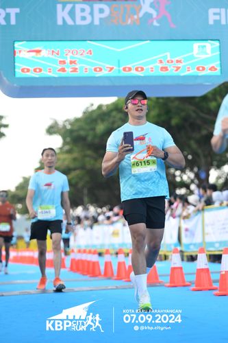 Race photo from KBP City Run 2024