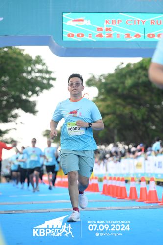 Race photo from KBP City Run 2024