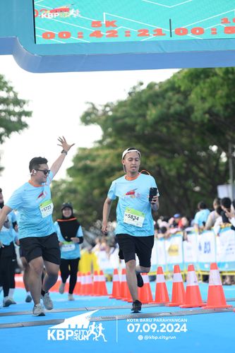 Race photo from KBP City Run 2024