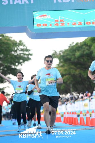 Race photo from KBP City Run 2024