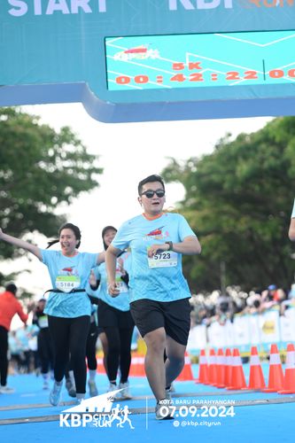 Race photo from KBP City Run 2024