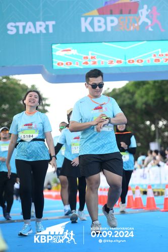 Race photo from KBP City Run 2024