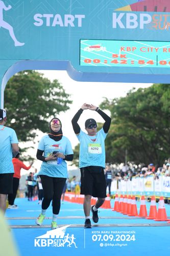 Race photo from KBP City Run 2024