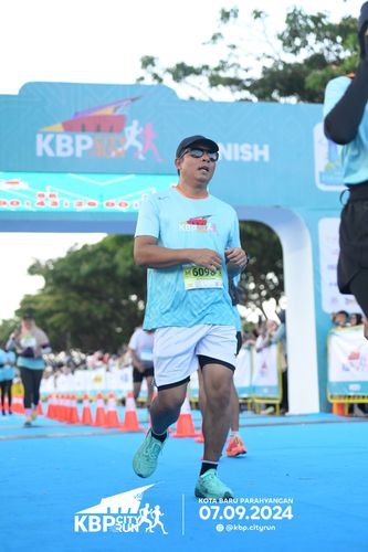 Race photo from KBP City Run 2024