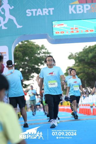 Race photo from KBP City Run 2024
