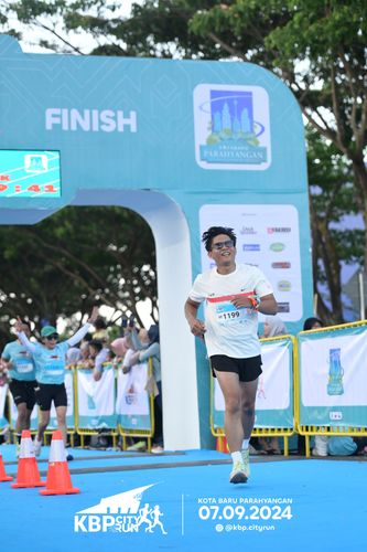 Race photo from KBP City Run 2024