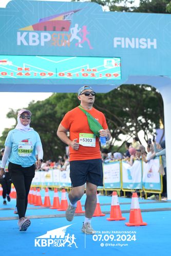 Race photo from KBP City Run 2024