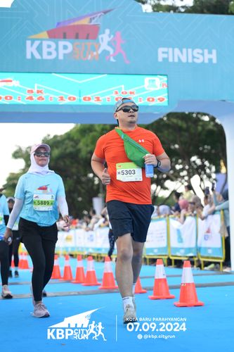 Race photo from KBP City Run 2024