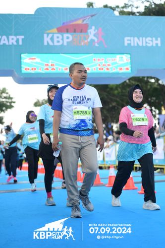 Race photo from KBP City Run 2024